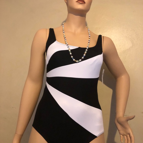 New - Picture 2 of 3